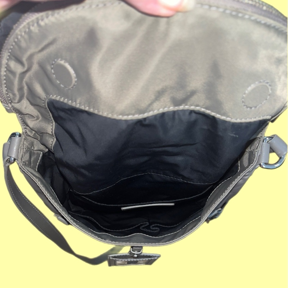 Marc Jacobs Messenger Bag Dark Olive Green Crossbody Nylon Fold Over - Picture 5 of 8